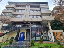 GOP UĞUR MUMCU CAD. 500M2 DÜKKAN